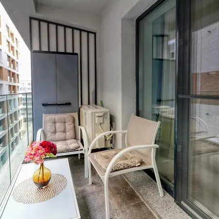 Luxury Politehnica Park Near Old Town Appartamento *